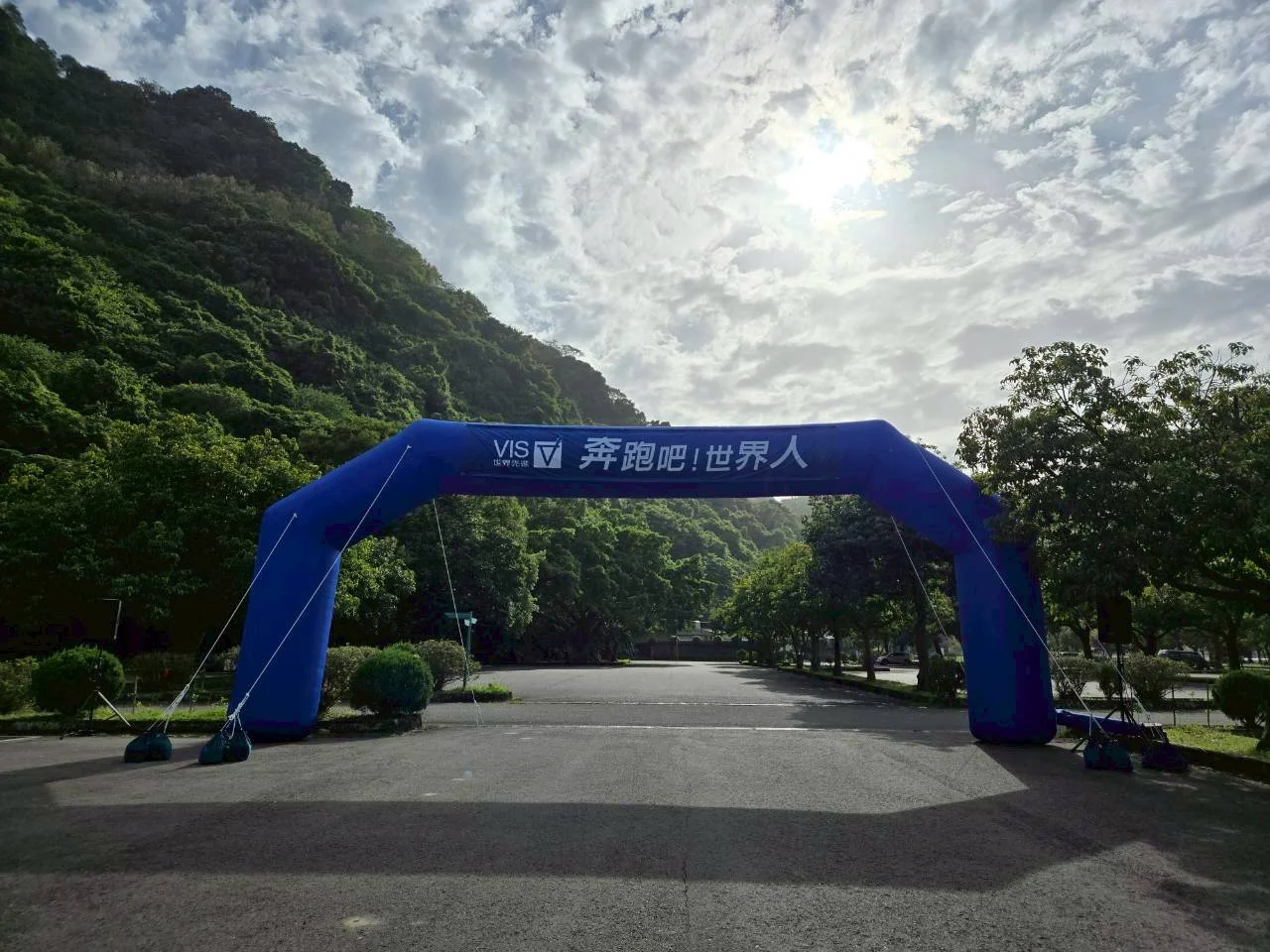 企業路跑活動氣墊拱門